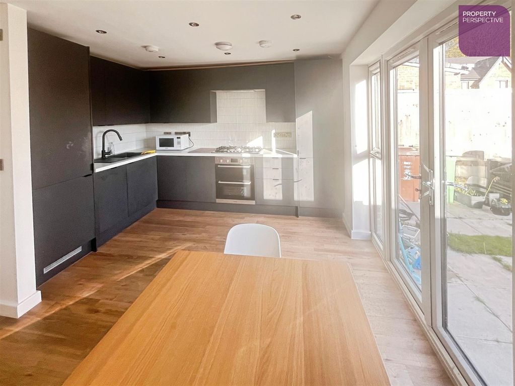 Property photo 3 of 9 813Acbf0-Img_7090.Jpg