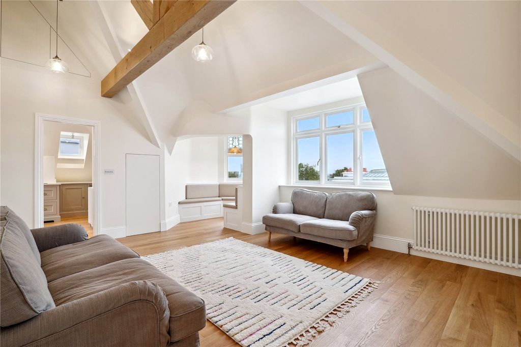 Property photo 1 of 21 Picture No. 19