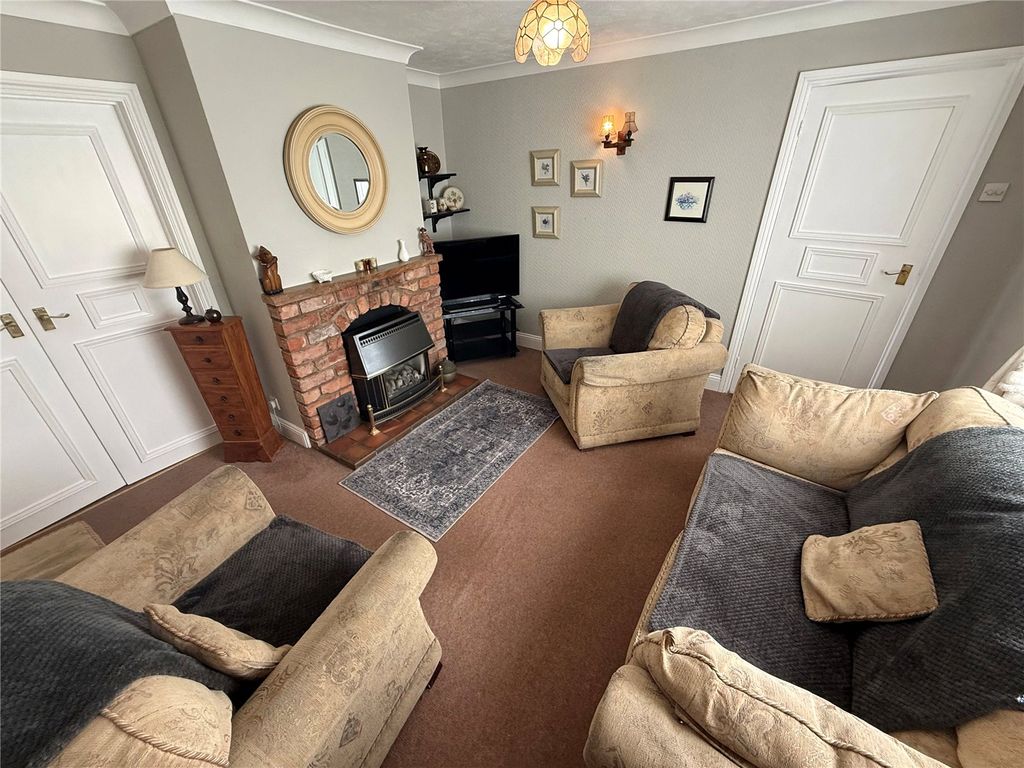 Property photo 3 of 18 Picture No. 09