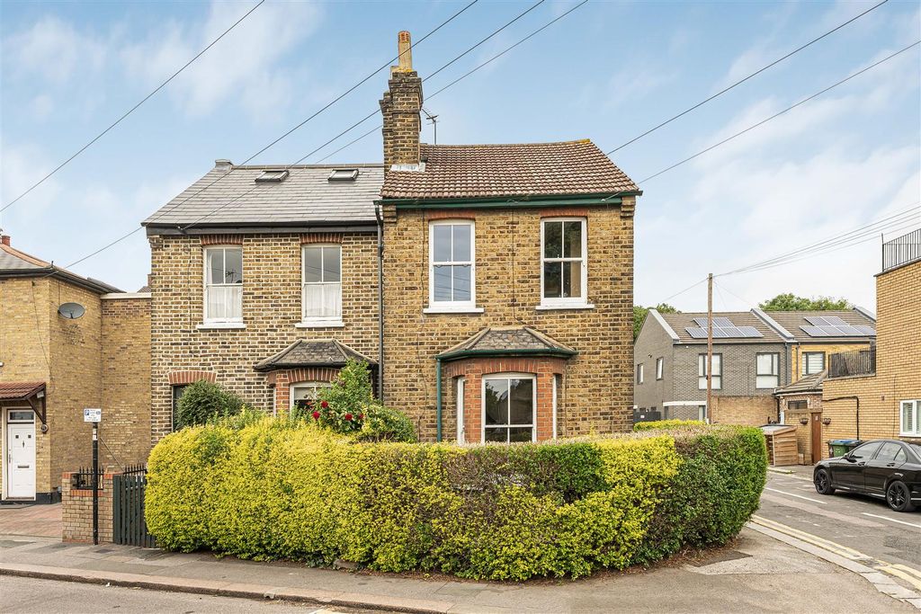 Property photo 1 of 22 1