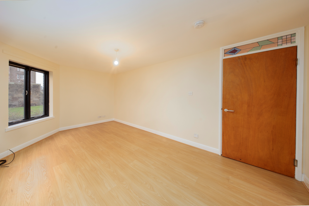 Property photo 3 of 13 Picture 3