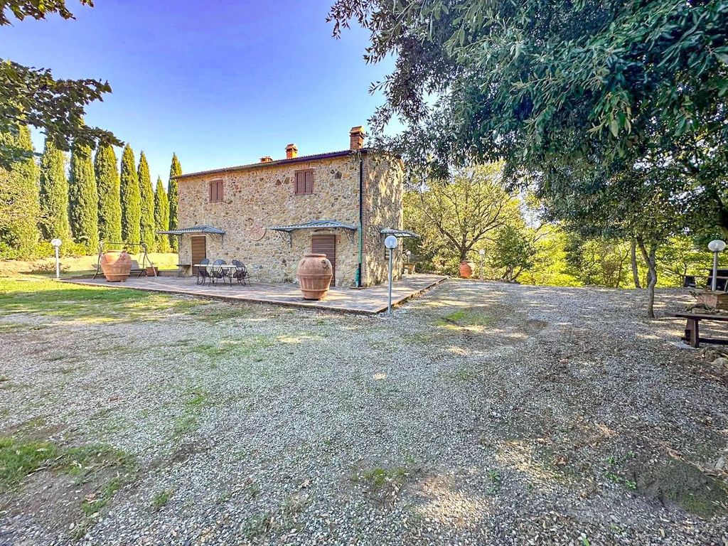 Property photo 3 of 25