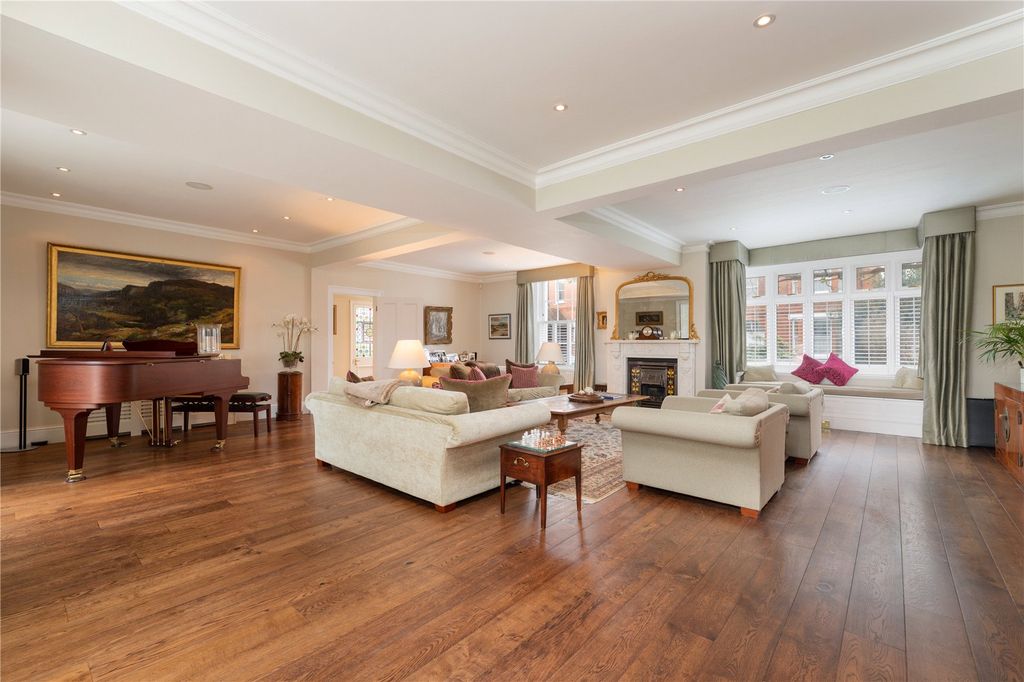 Property photo 3 of 18 Reception Room