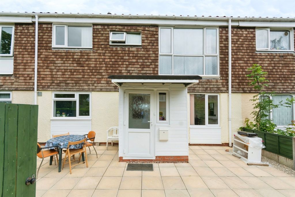 Property photo 1 of 16