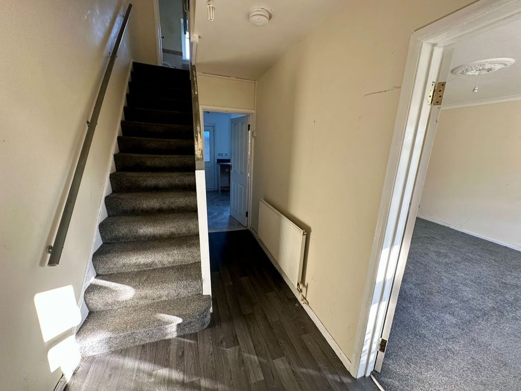 Property photo 2 of 10 Image 2