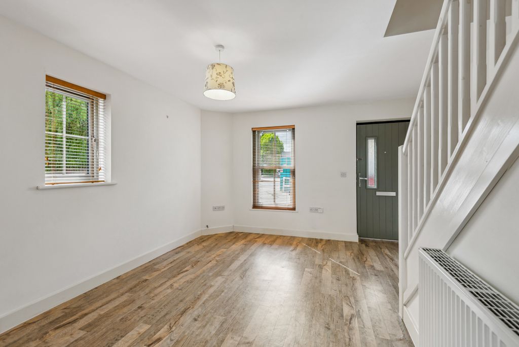 Property photo 3 of 15 Dsc_3449