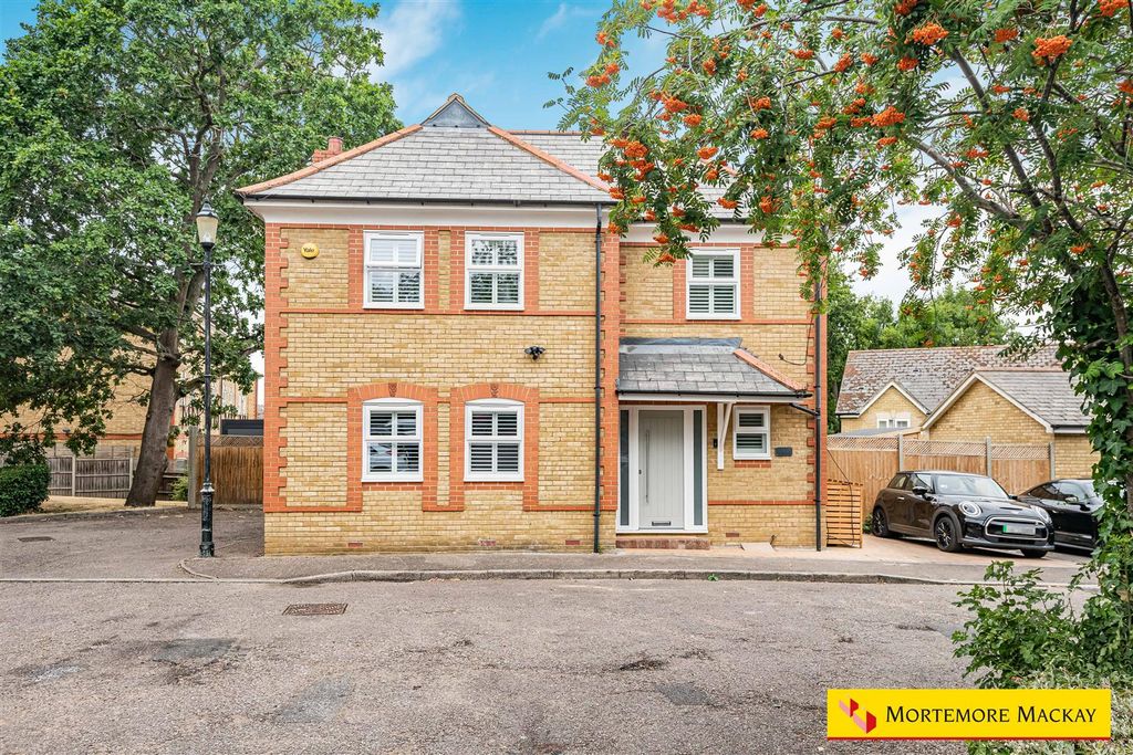 Property photo 1 of 35 1