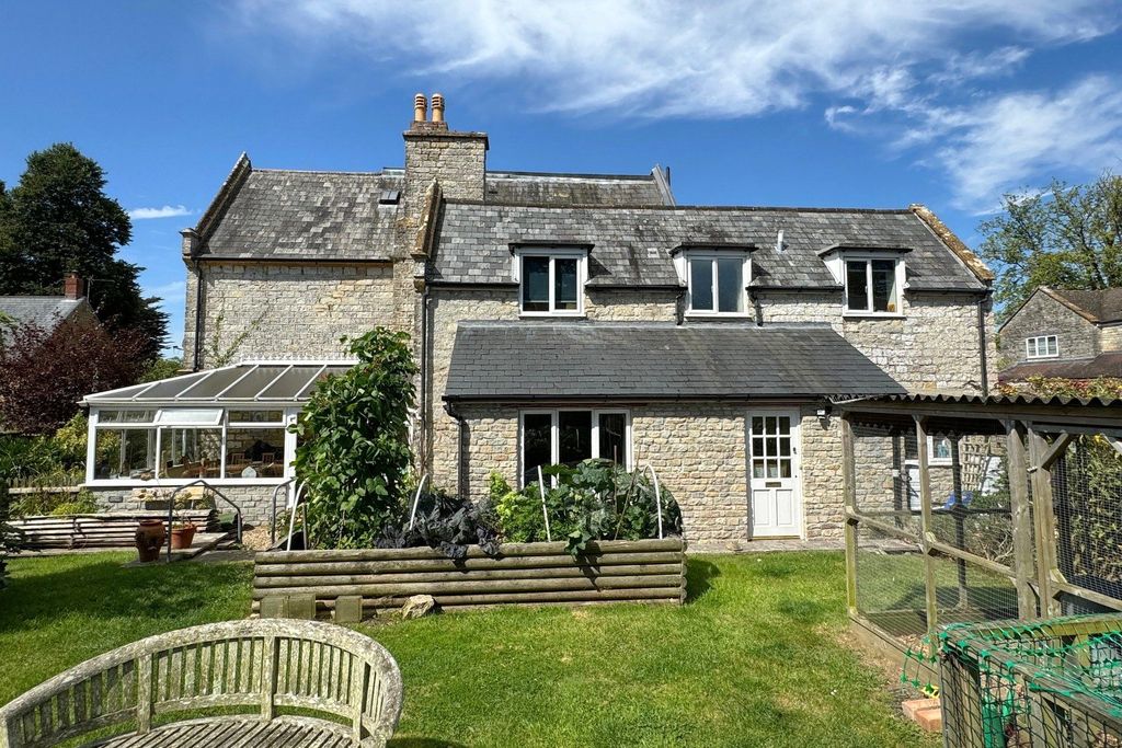 Property photo 1 of 15 Picture No. 24