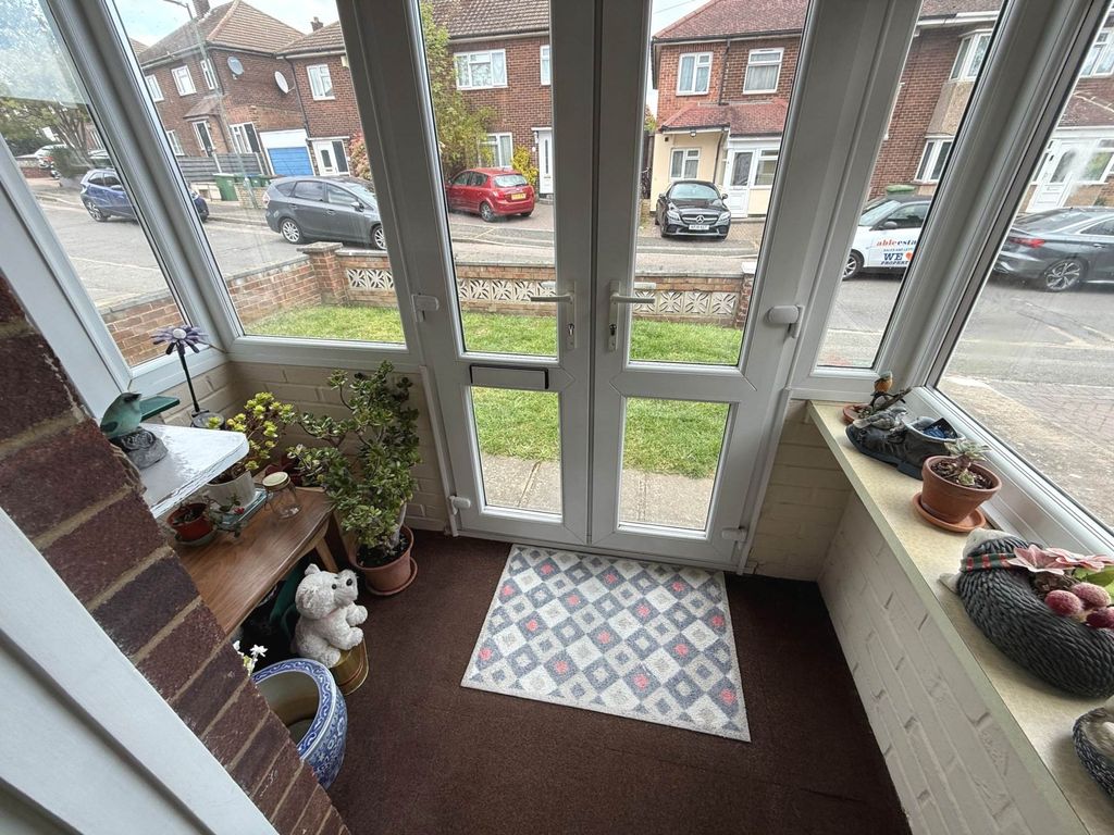 Property photo 3 of 21