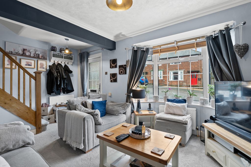 Property photo 3 of 20