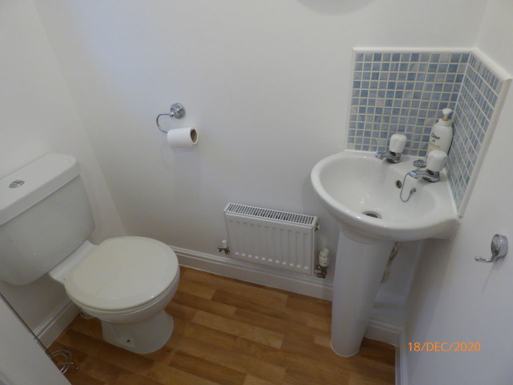 Property photo 2 of 11