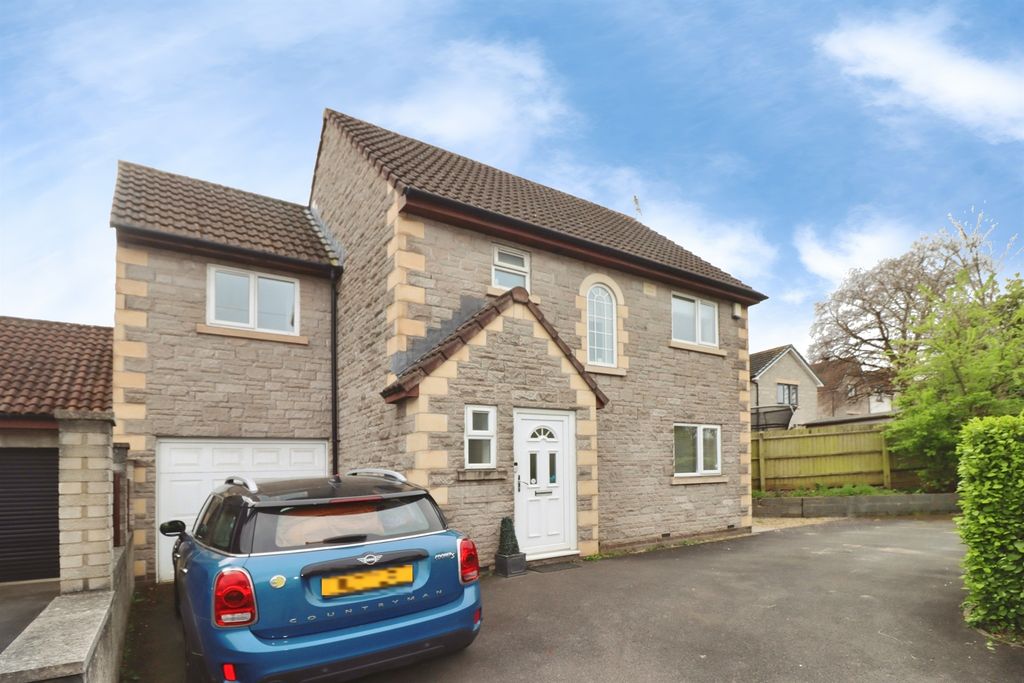 Property photo 1 of 20