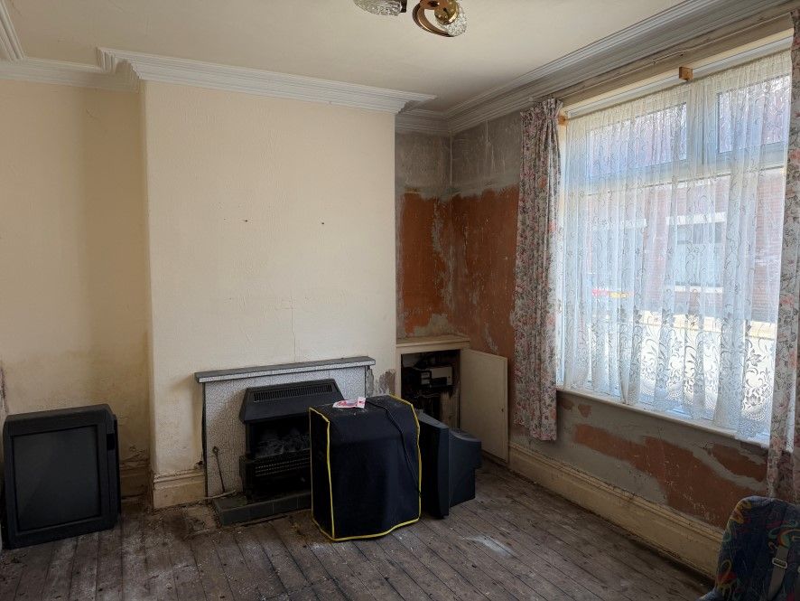 Property photo 2 of 9