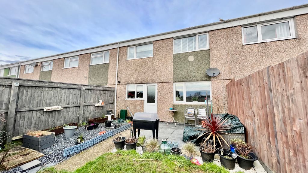 3 bed terraced house for sale Leigham