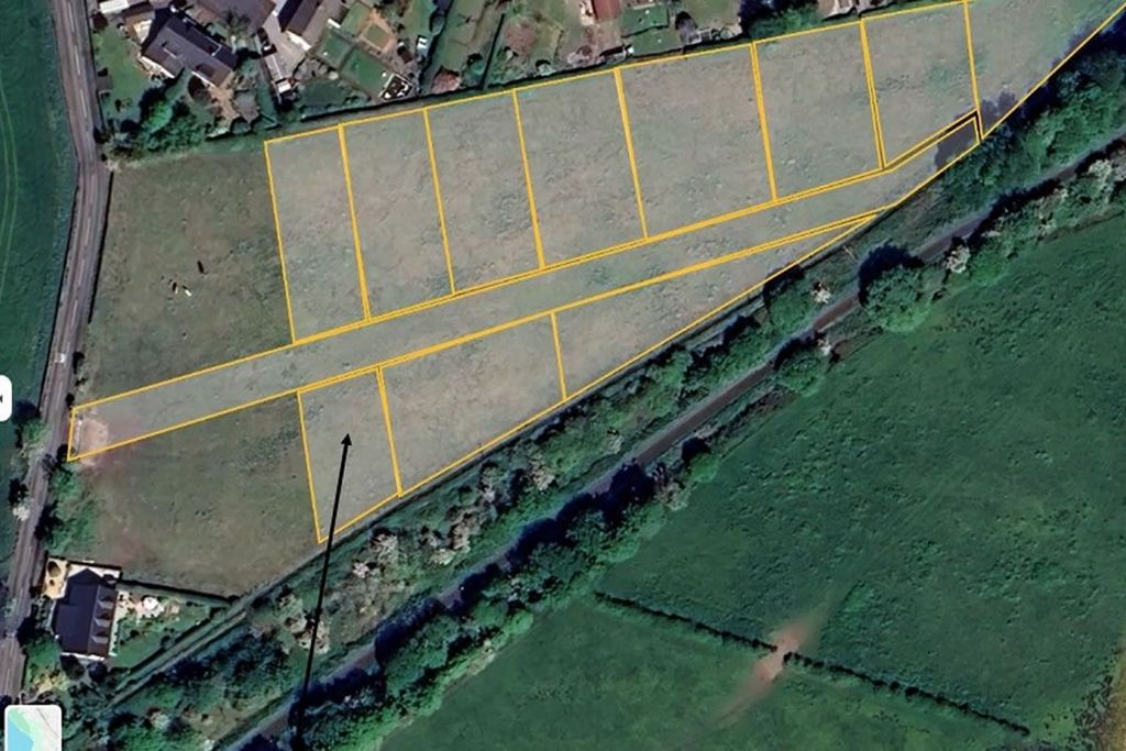 Property photo 2 of 9