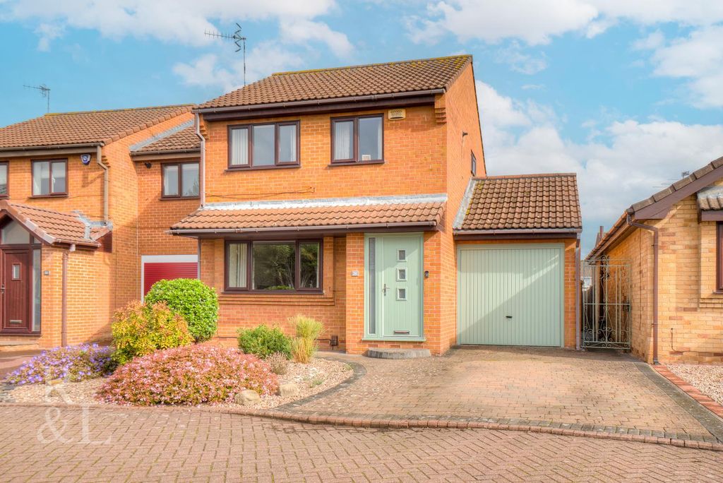 Property photo 1 of 21 Batched (1).Jpg