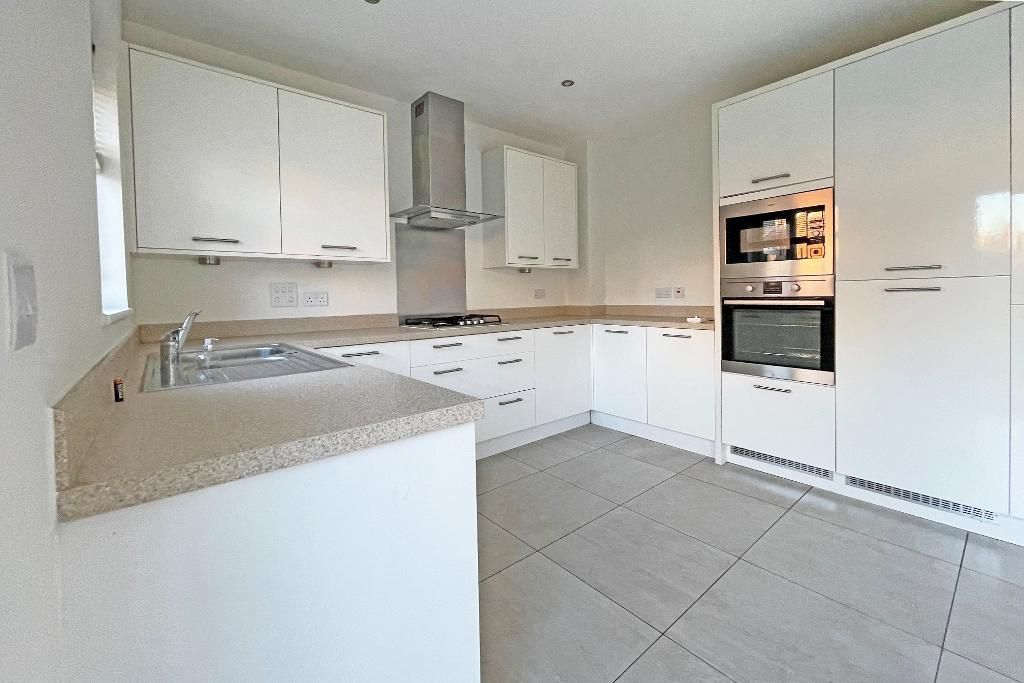 Property photo 3 of 14 Photo 3