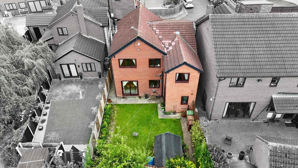 Property photo 1 of 30 5.Png