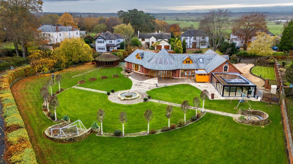 Property photo 1 of 31 Dji_20251112152211_0094_D.Jpg