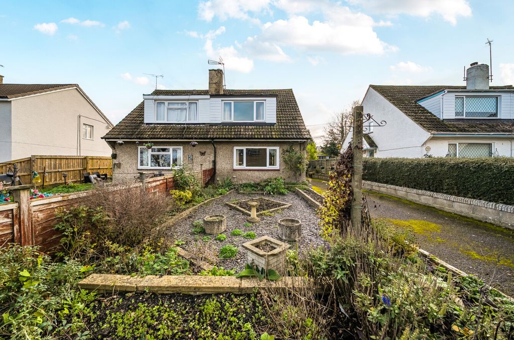 Property photo 2 of 21 13842317691F0Ac408d58