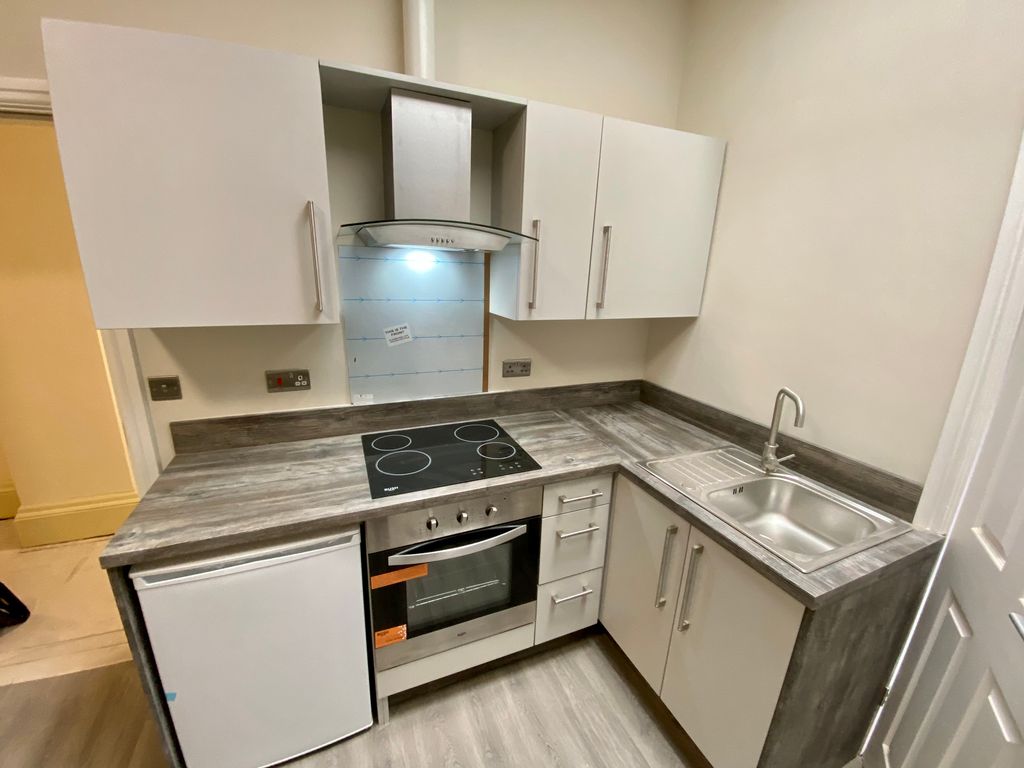 Property photo 2 of 3