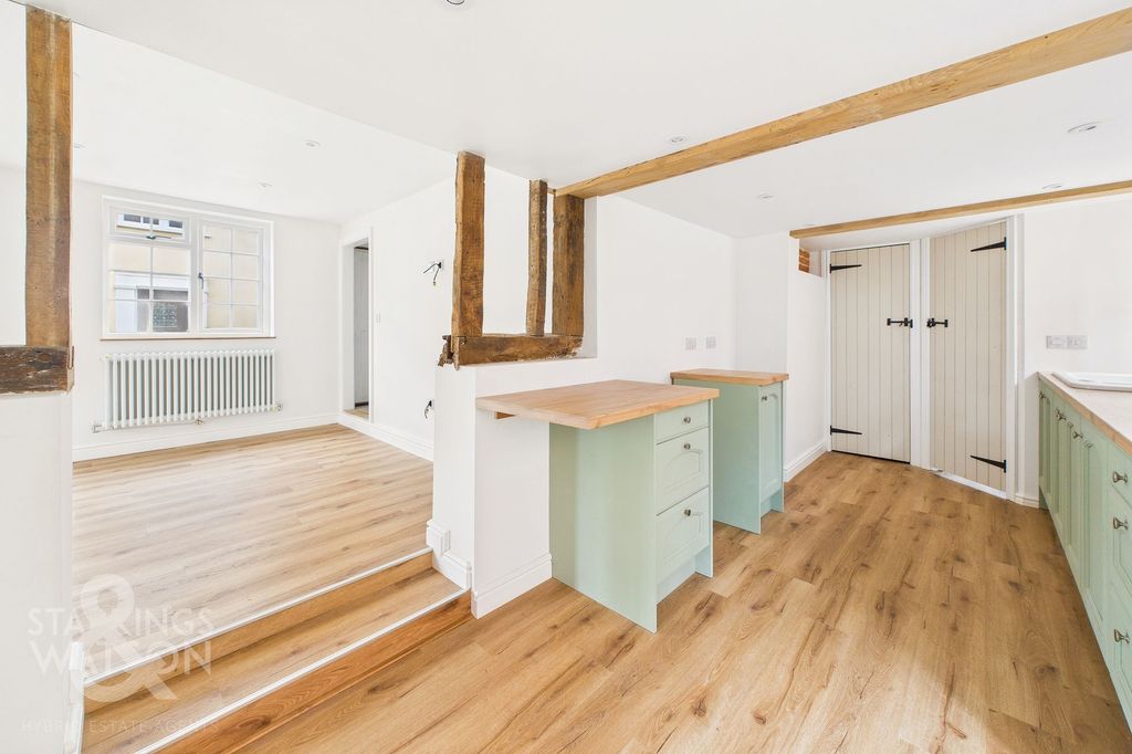 Property photo 3 of 26