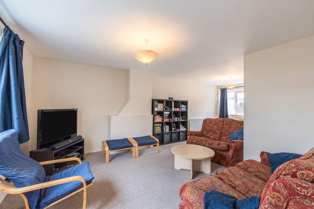 Property photo 3 of 14 View