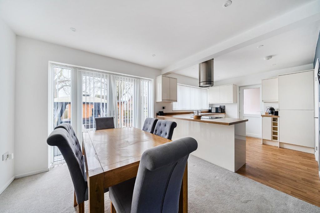 Property photo 2 of 19 1-6992Fb696d0E1-1408887-11-698F3Bcd4379c-1.Jpg