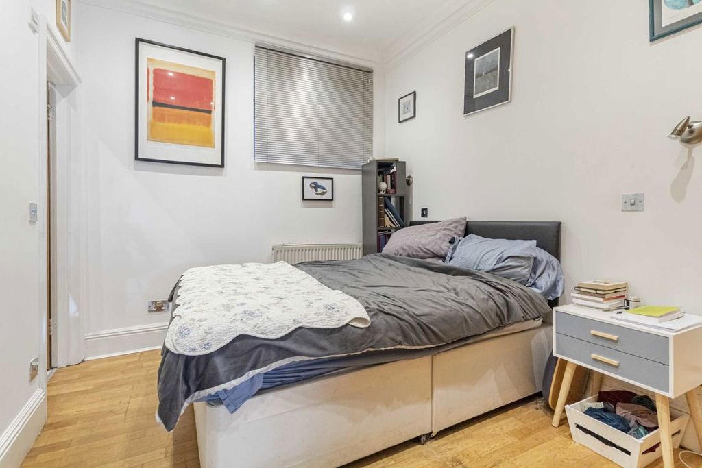 Property photo 3 of 5