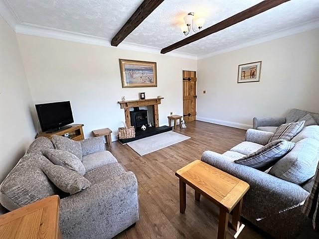 Property photo 2 of 36