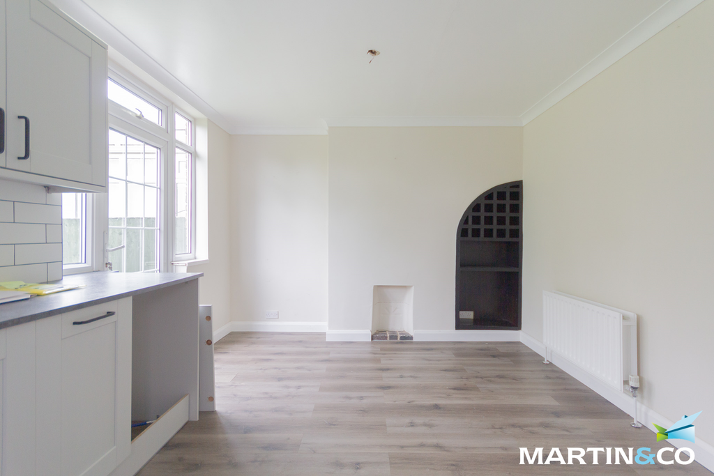 Property photo 3 of 13 Picture21