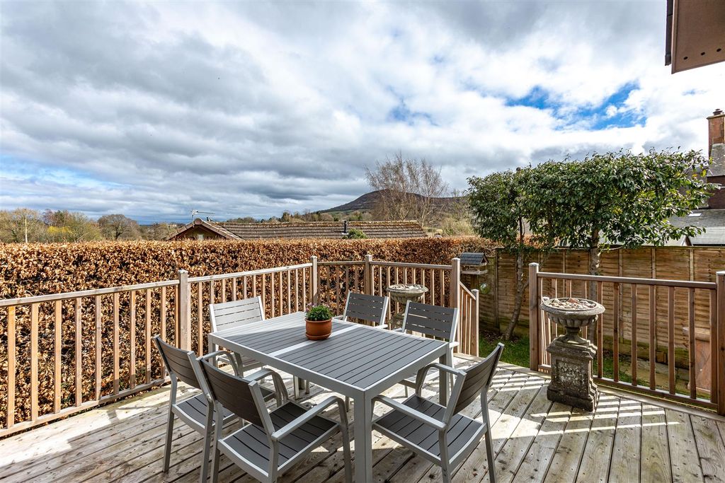 Property photo 3 of 25 Orchard Cottage Newstead 51.Jpg