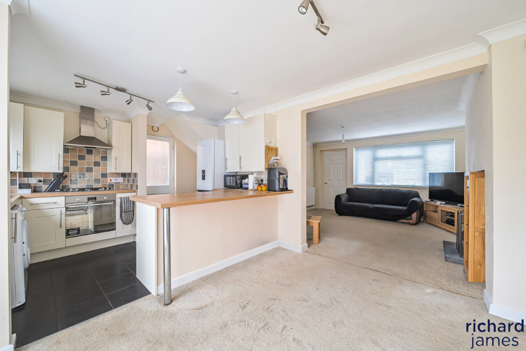 Property photo 2 of 19 Da9cd6686E284B48B248Dcd6Cab84447Dpportalsize