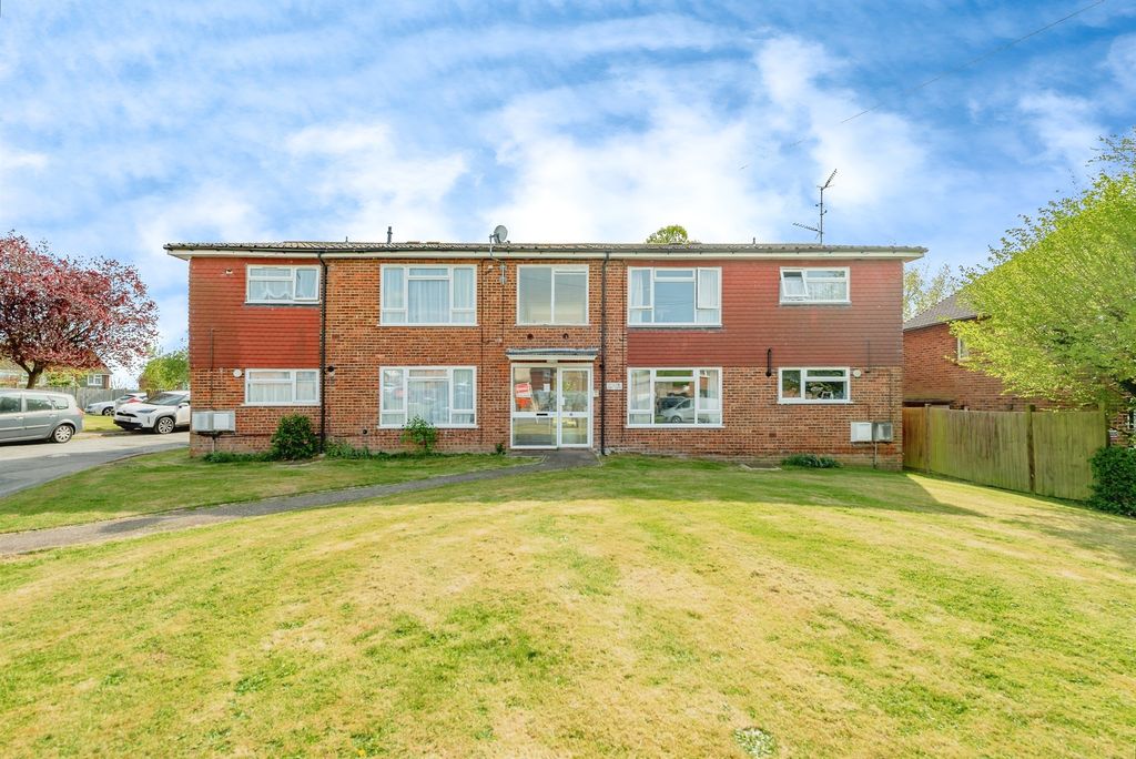 Property photo 2 of 15