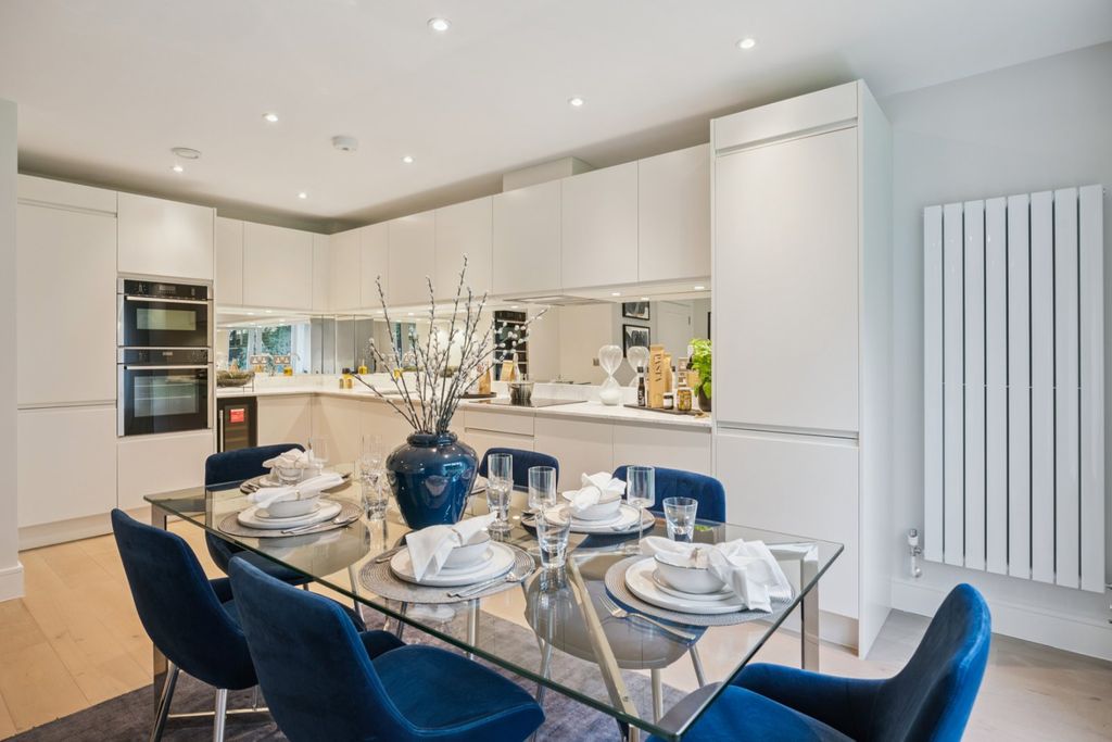 Property photo 3 of 10 Kitchen/Diner