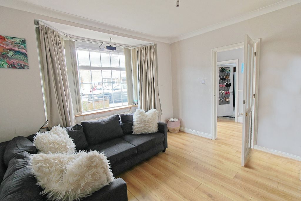 Property photo 3 of 18 Img_8262_Dxo_