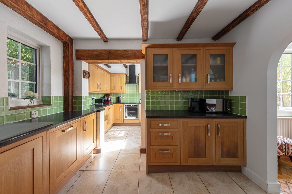Property photo 3 of 15