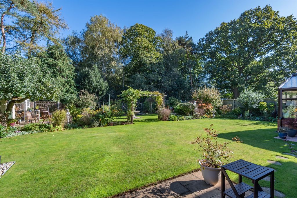 Property photo 3 of 23