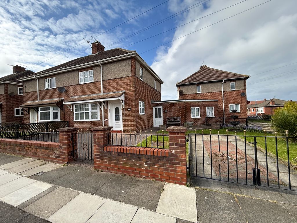 Property photo 1 of 9