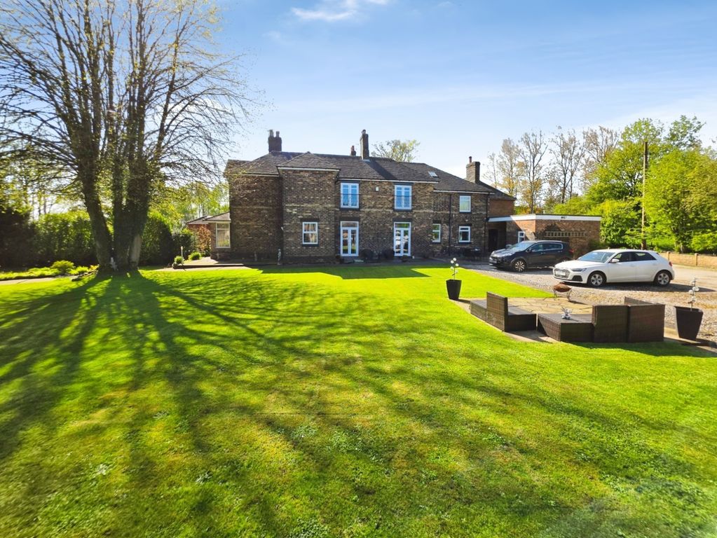 Property photo 3 of 51 Pbox-Img.Jpg