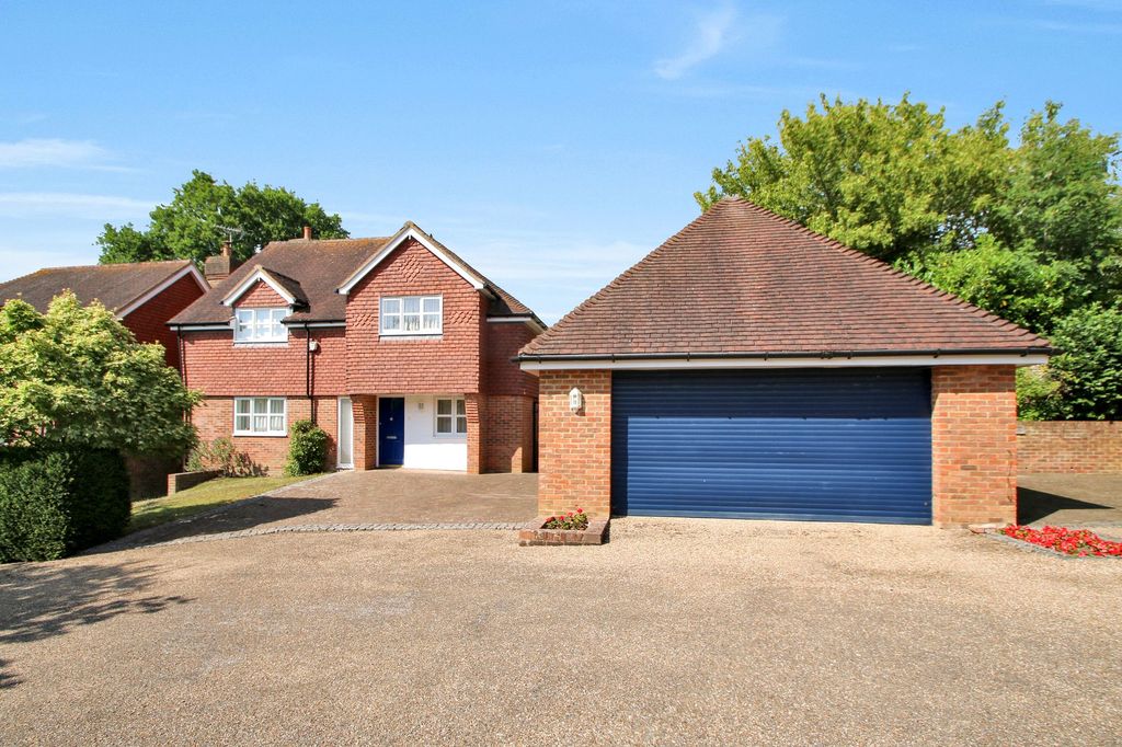 Property photo 1 of 23