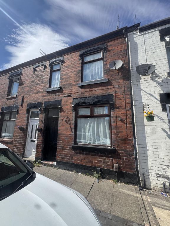 Property photo 1 of 6 2 Bed Terraced House To Rent Hawthorne Street, Stoke-On-Trent St6