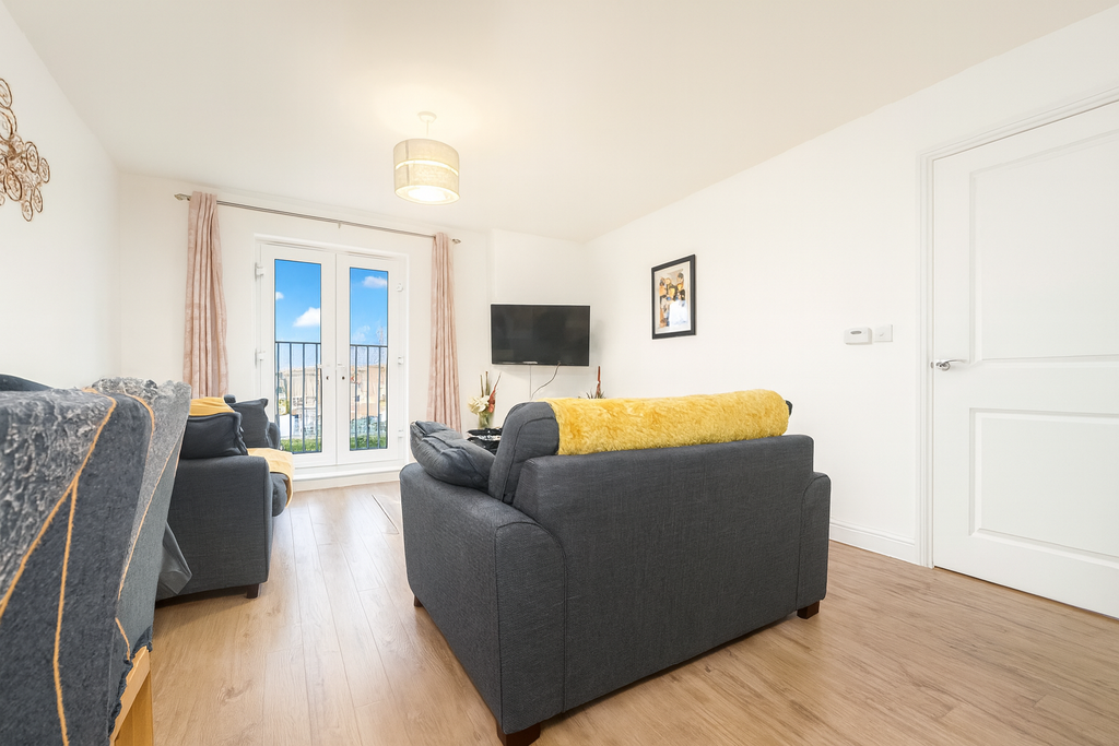 Property photo 2 of 6