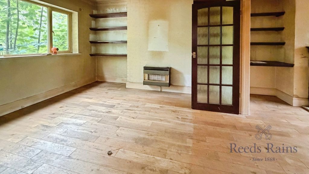 Property photo 2 of 9 Pbox-Img.Jpg
