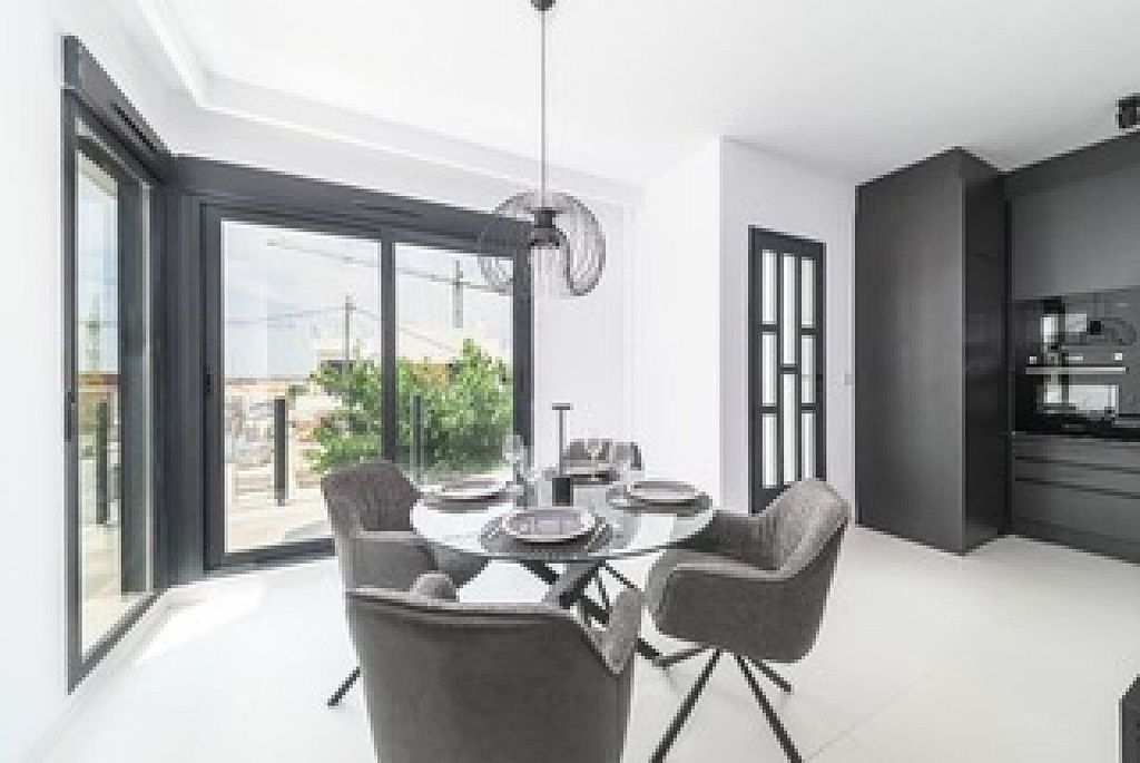 Property photo 3 of 29