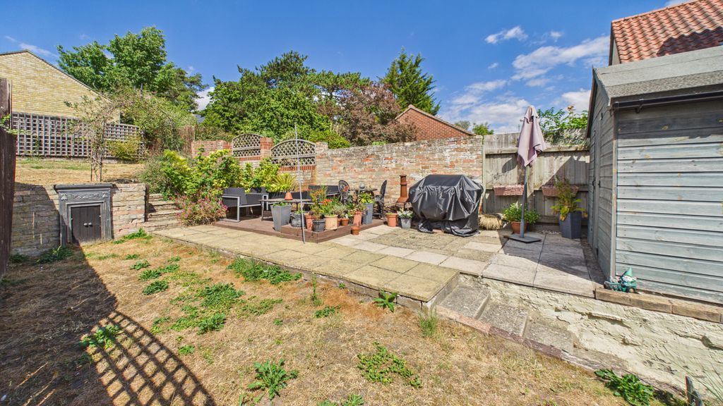Property photo 2 of 12