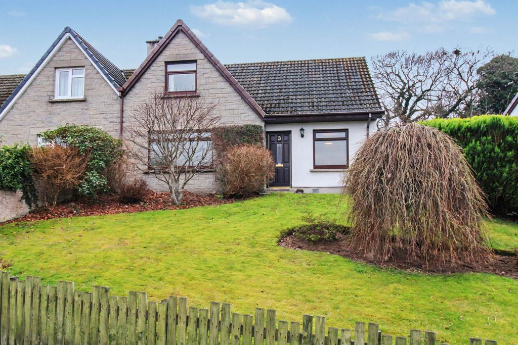 Property photo 1 of 27