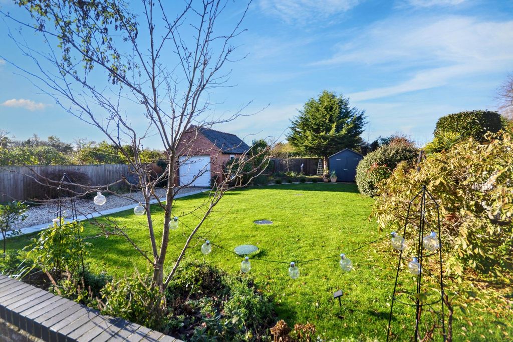 Property photo 2 of 29