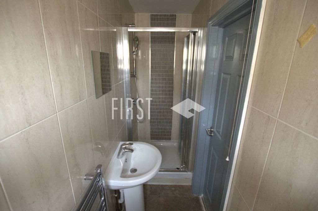 Property photo 3 of 15 Photo 9