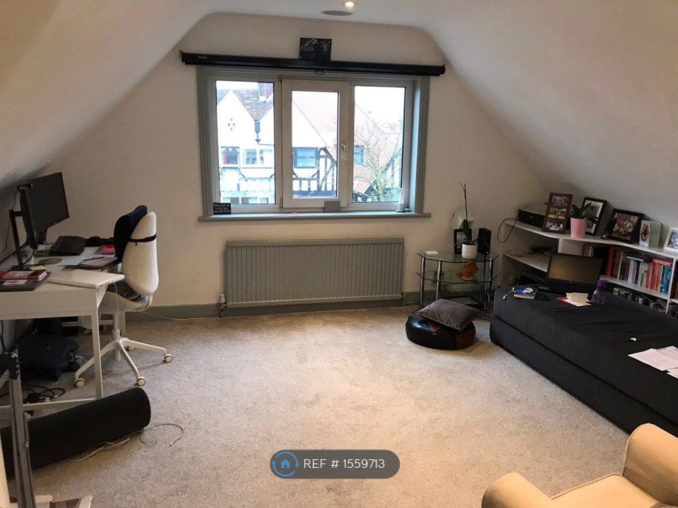 Property photo 3 of 11 Reception With Pull Down Projector Screen